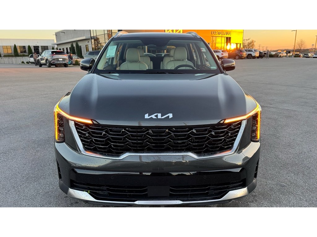 New 2026 Interstellar Gray Kia EX image 32