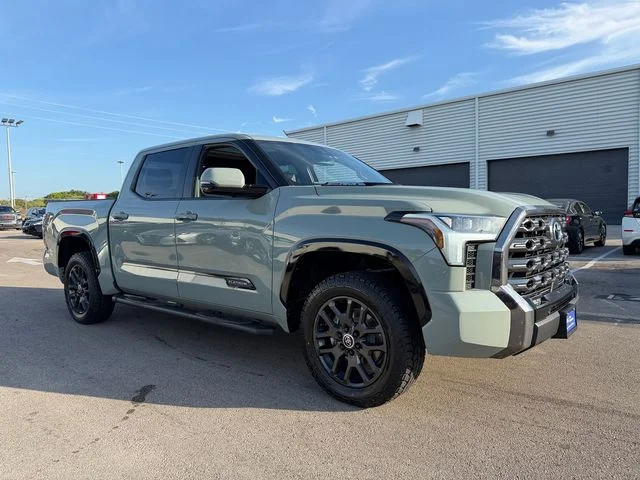 2024 Toyota Tundra Hybrid Platinum