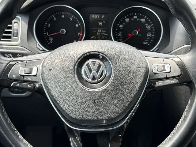 Used 2015 Gray Volkswagen 1.8T SE image 18