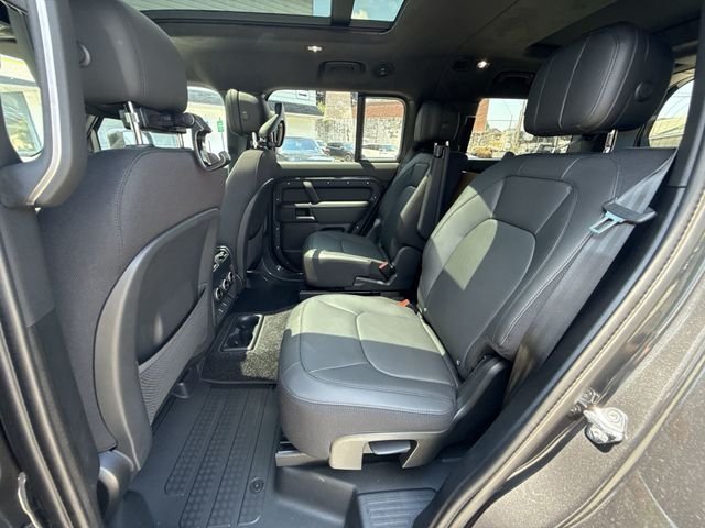 New 2026 Carpathian Grey LAND ROVER V8 image 22
