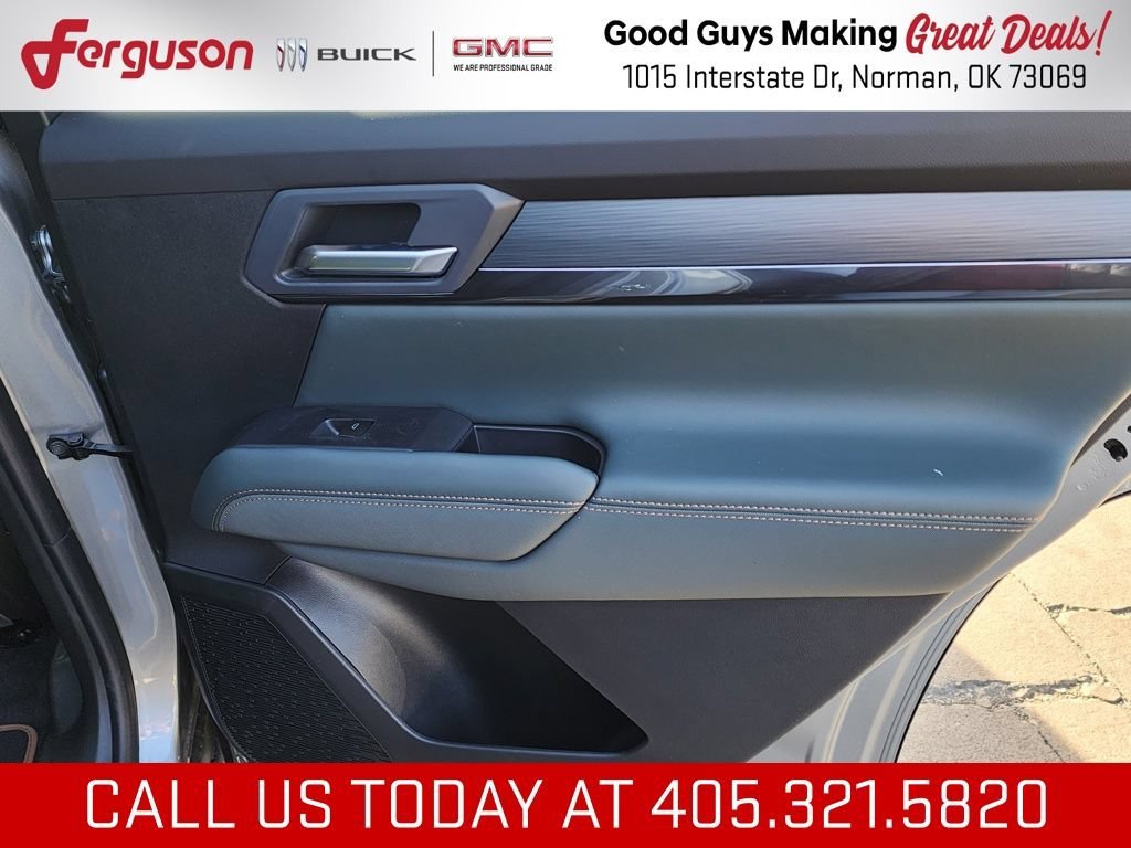 2026 GMC Terrain AT4 - Photo 40