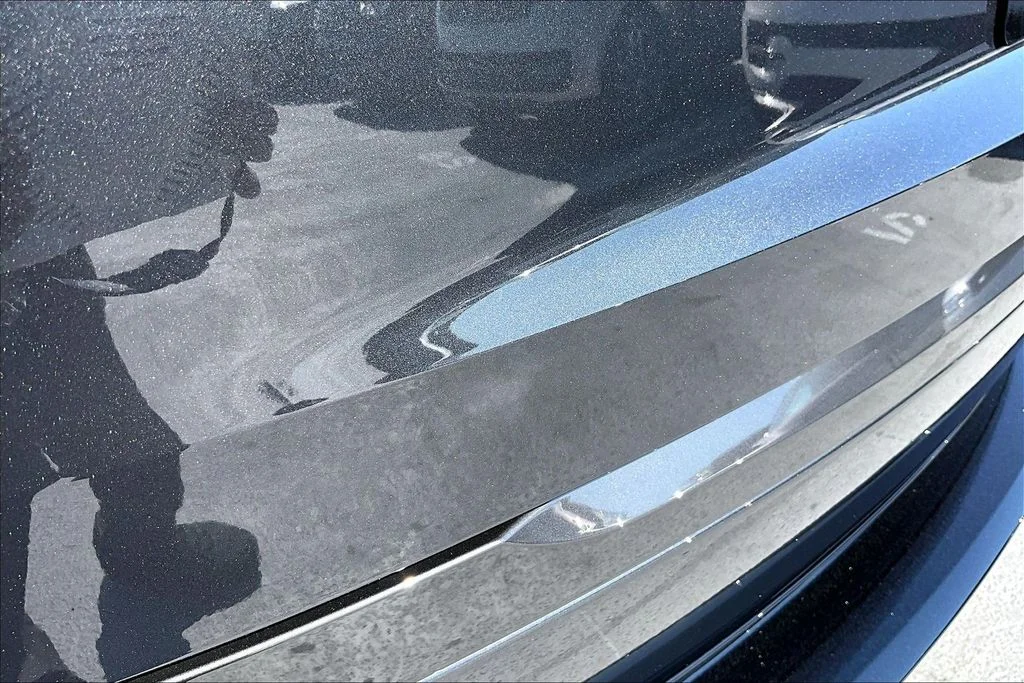 New 2026 Gray Land Rover SE image 9