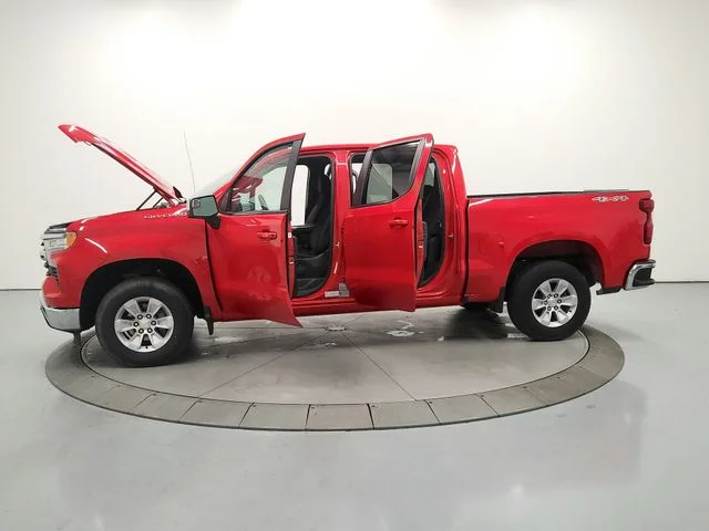 Used 2025 Red Chevrolet LT image 12