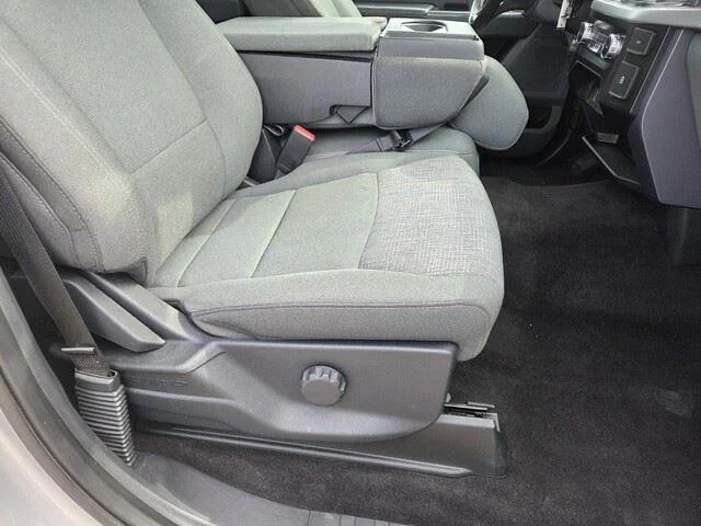 Used 2023 Iconic Silver Metallic Ford XLT image 29