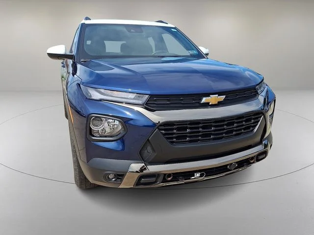 Used 2023 Blue Chevrolet ACTIV image 2