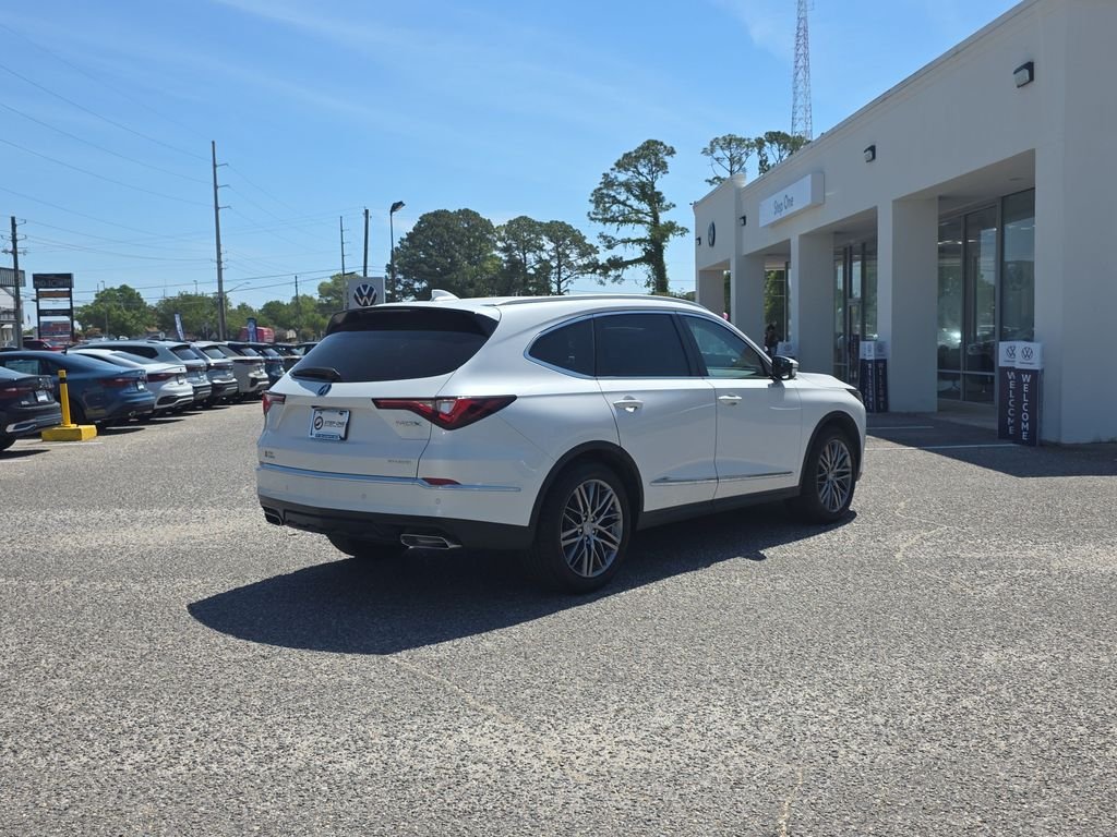 Used 2023  Acura Advance image 7