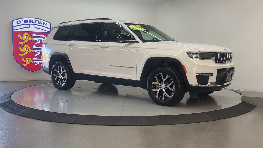 Used 2023 Bright White Clearcoat Jeep Limited image 3