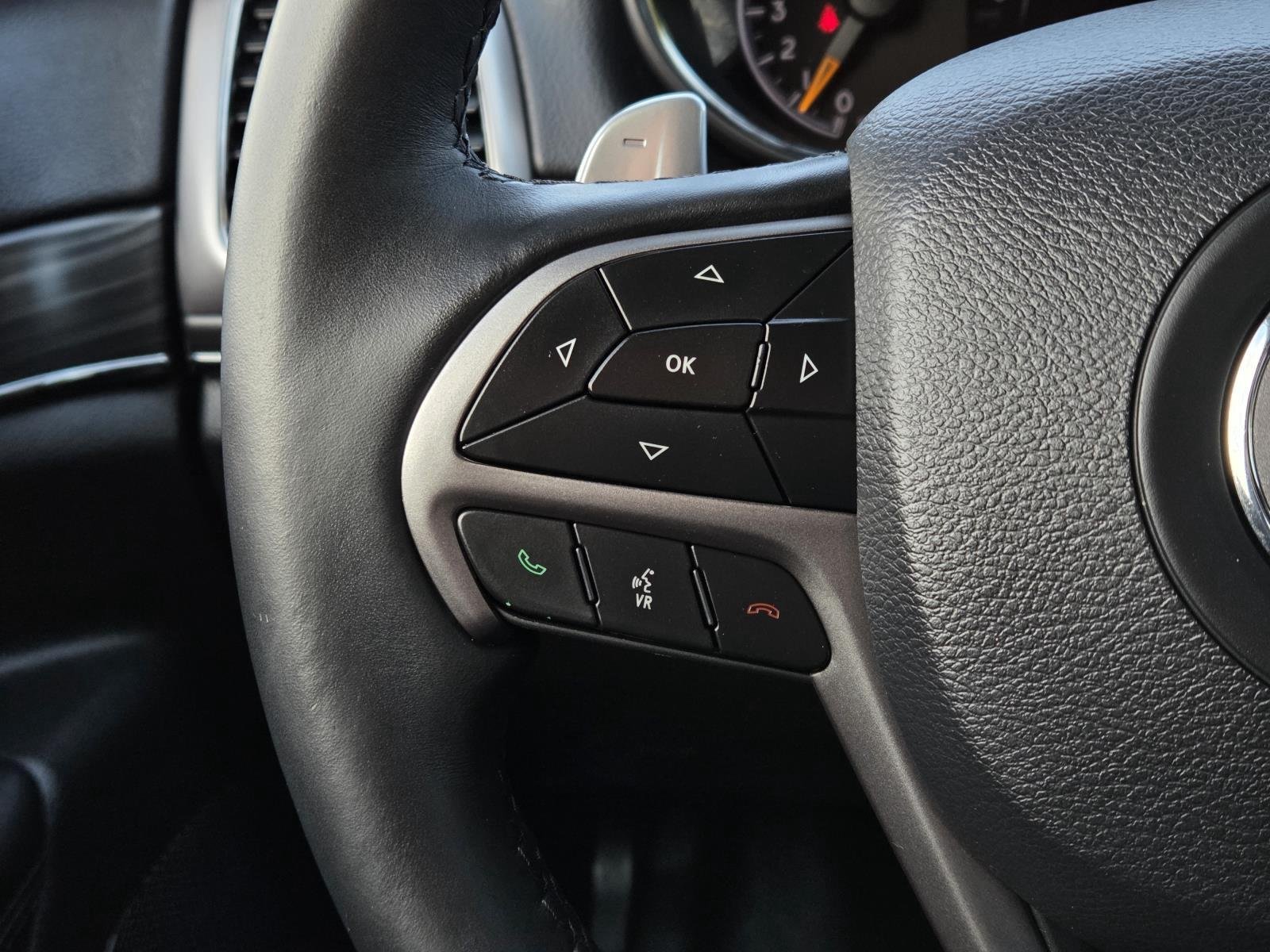 Used 2019 Bright White Clearcoat Jeep Limited X image 20