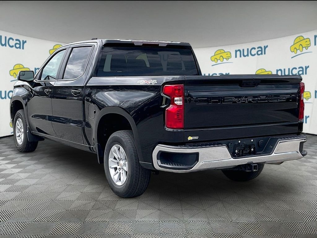 Used 2025 Black Chevrolet LT image 4
