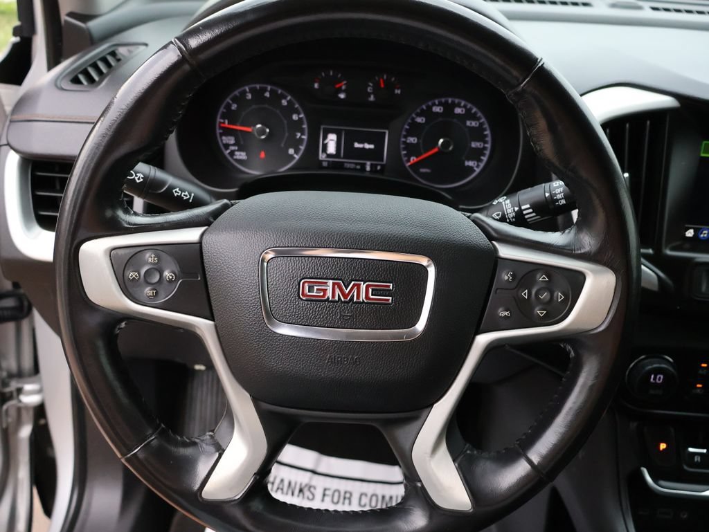 Used 2018 QUICKSILVER METALLIC GMC SLE image 30