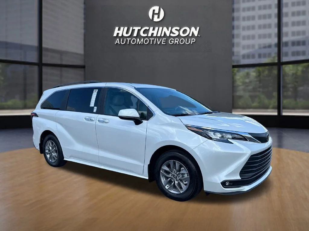 2026 Toyota Sienna XLE