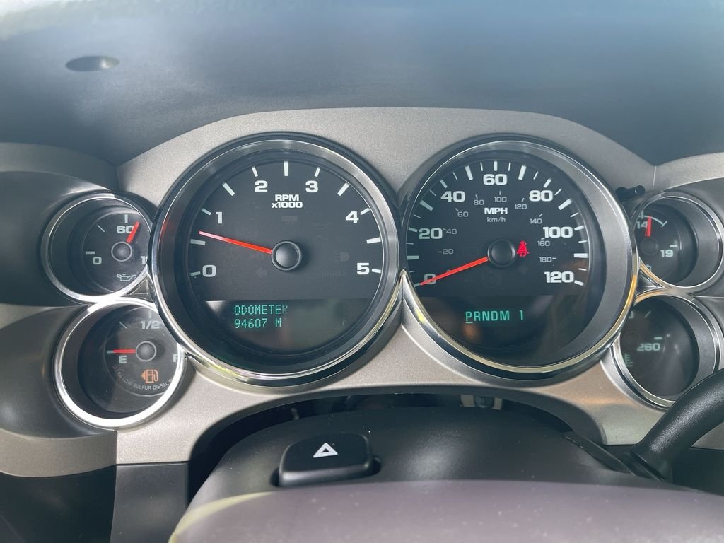 Used 2014 Black Chevrolet LT image 19