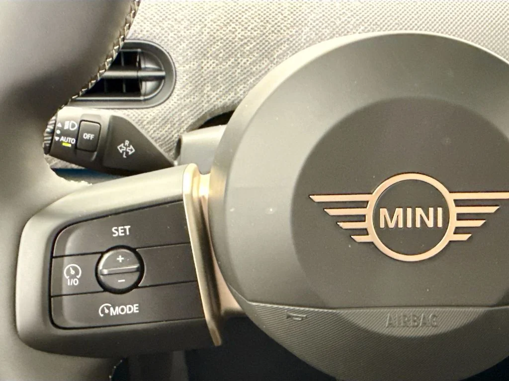 New 2026 Ocean Wave Green Metallic MINI Signature Plus image 11