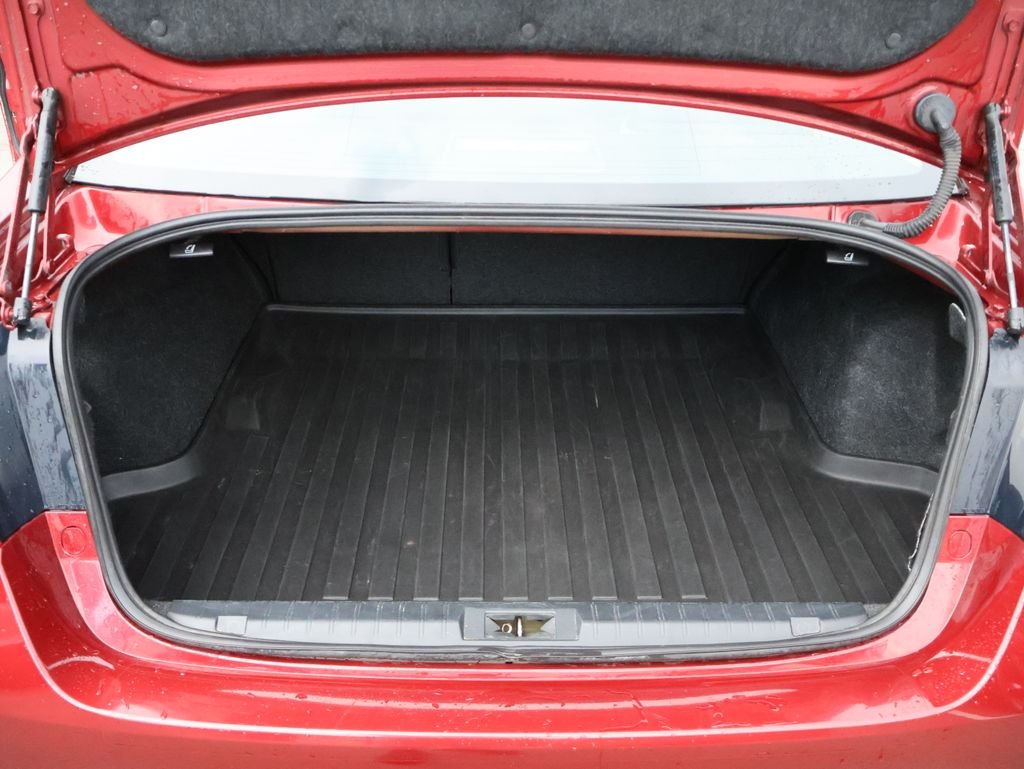 Used 2015 Red Subaru 2.5i image 15