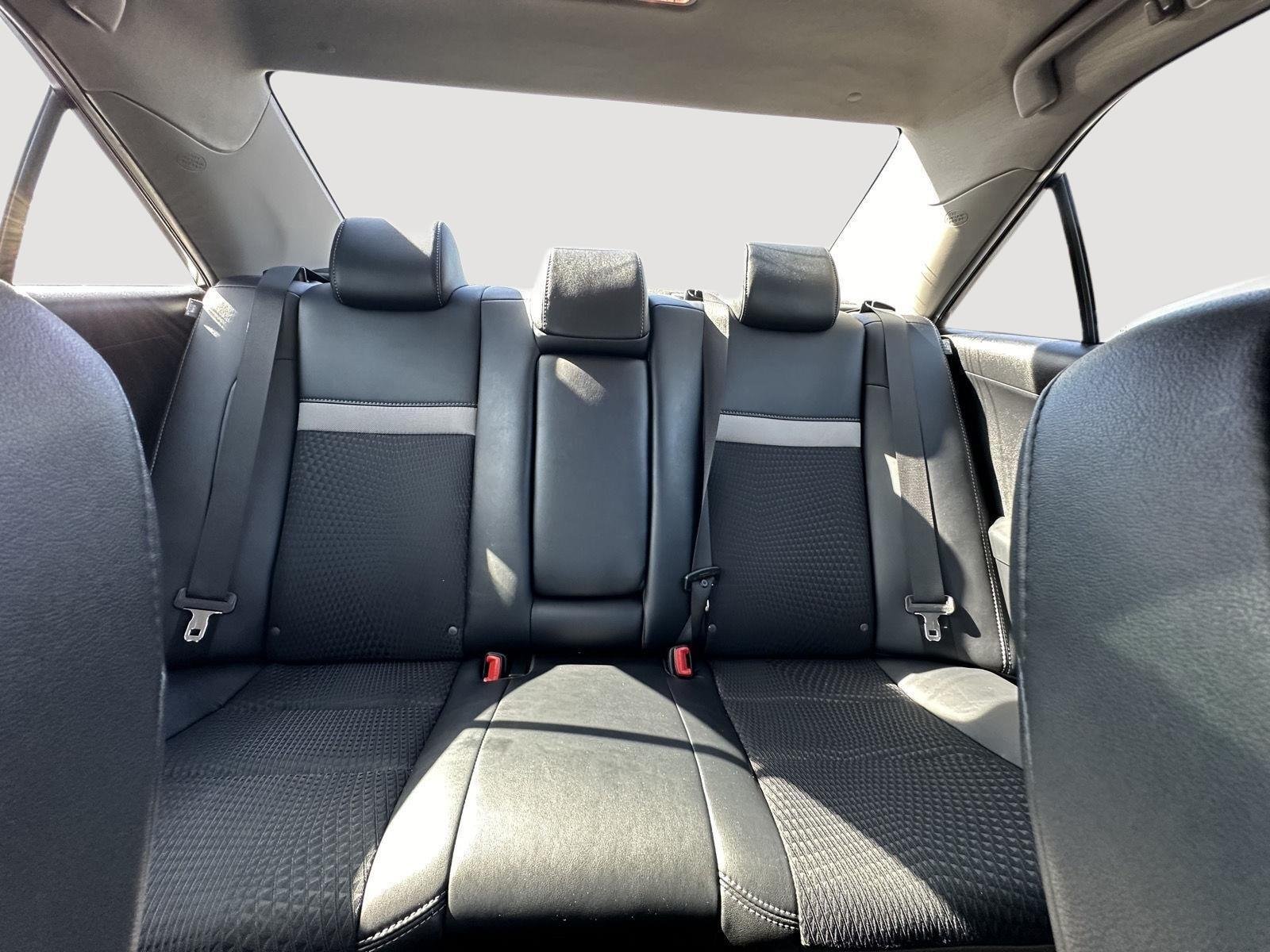 Used 2013 Barcelona Red Metallic Toyota SE image 13