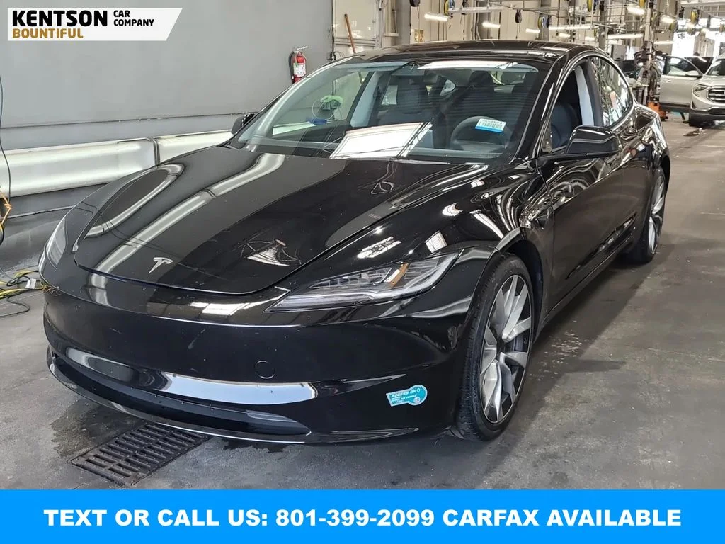 2024 Tesla Model 3's photo