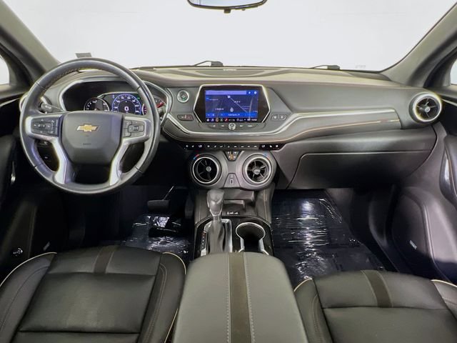 Used 2021 Gray Chevrolet Premier image 25