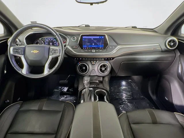 Used 2021 Gray Chevrolet Premier image 25