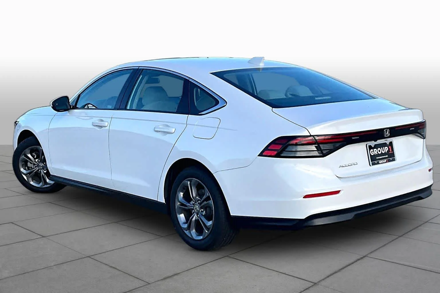 Certified Used 2023 Platinum White Pearl Honda EX image 11