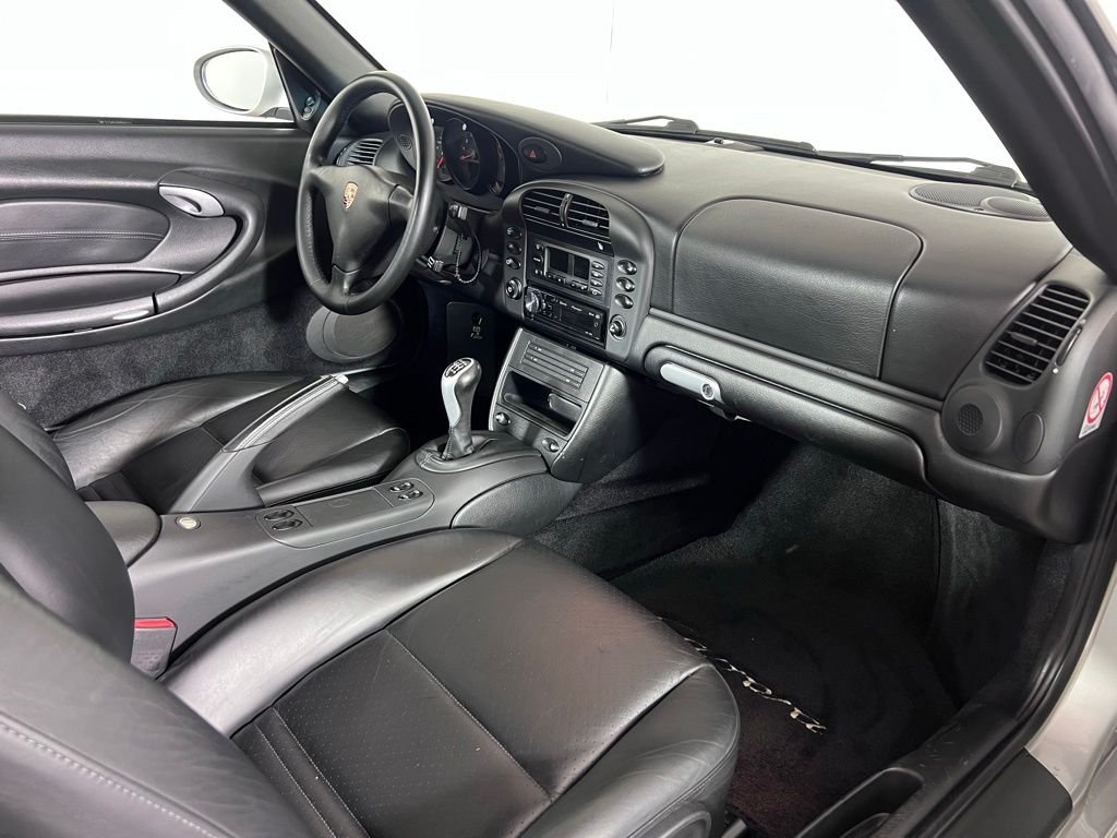 Used 2003  Porsche Carrera image 21
