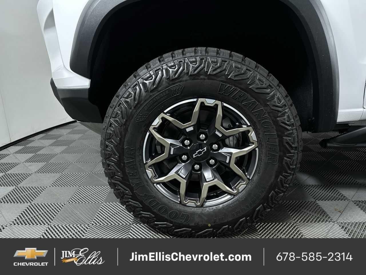 2026 Chevrolet Colorado ZR2 - Photo 32