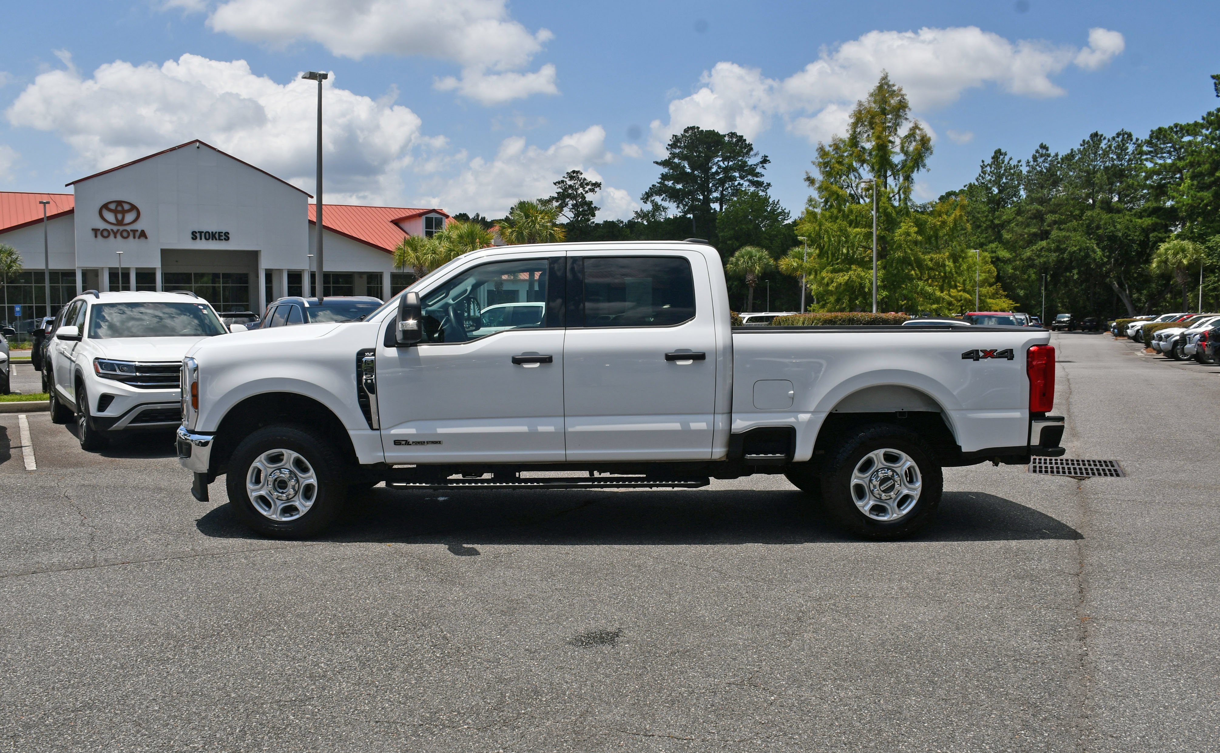 Used 2025 White Ford XLT image 2