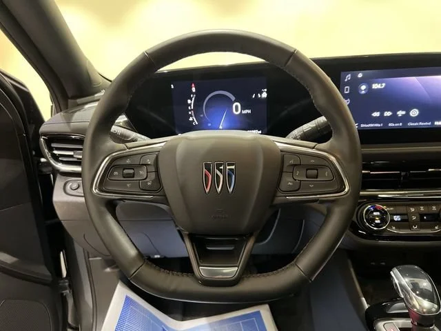 2025 Buick Envista Sport Touring - Photo 10