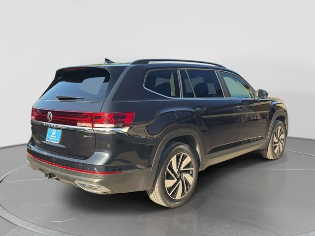 Used 2025 Deep Black Pearl Volkswagen 2.0T SE w/Technology image 6