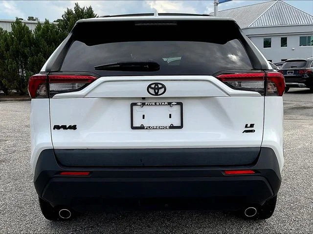 Used 2021 White Toyota LE image 5