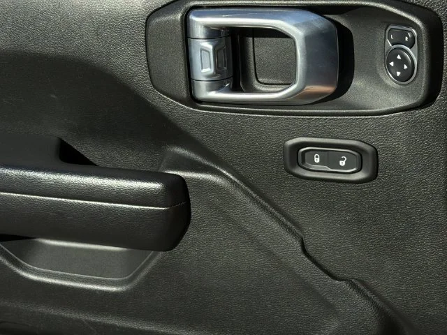 Used 2021 Red Jeep Unlimited Sport S image 32