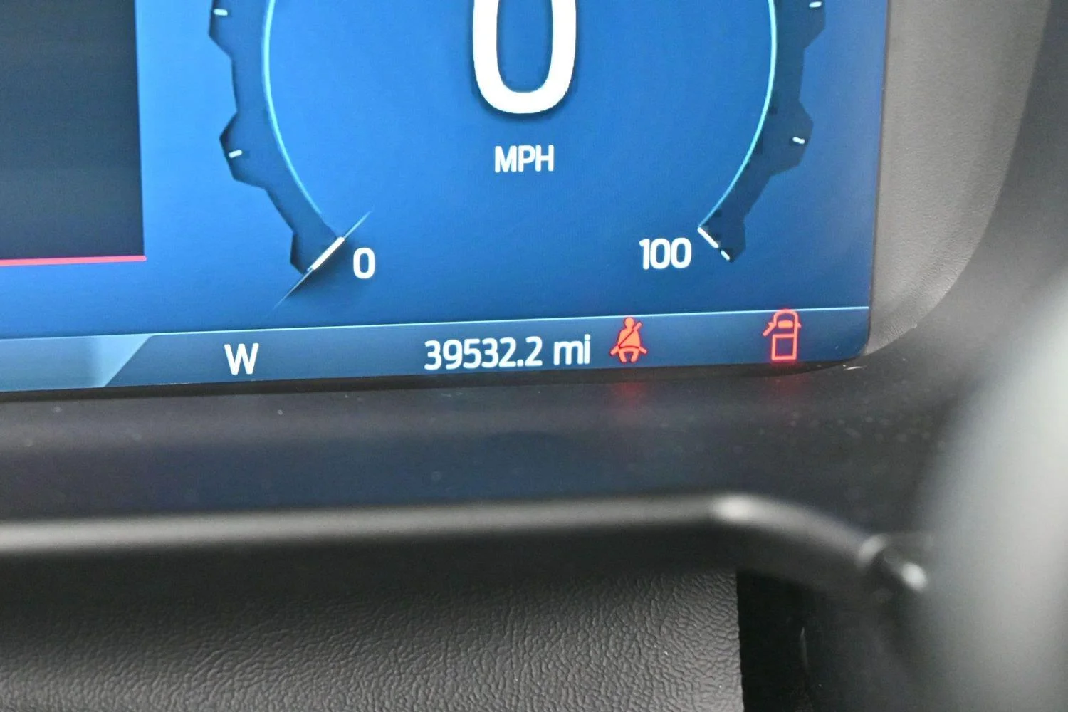 Used 2023 Azure Gray Metallic Tri-Coat Ford Lariat image 20