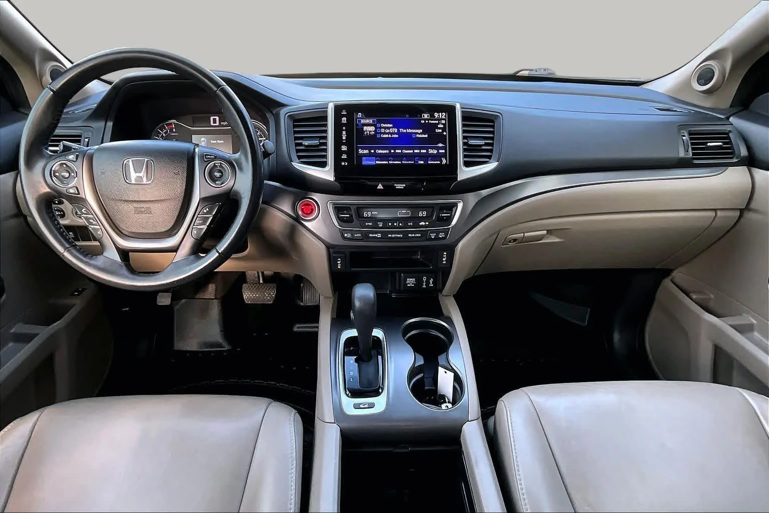 Used 2017 White Diamond Pearl Honda EX-L image 16