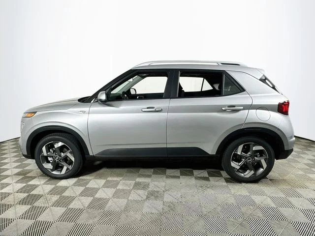 New 2026 Silver Hyundai SEL image 6