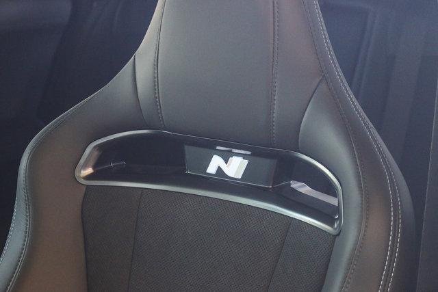 2025 Hyundai IONIQ 5 N - Photo 23