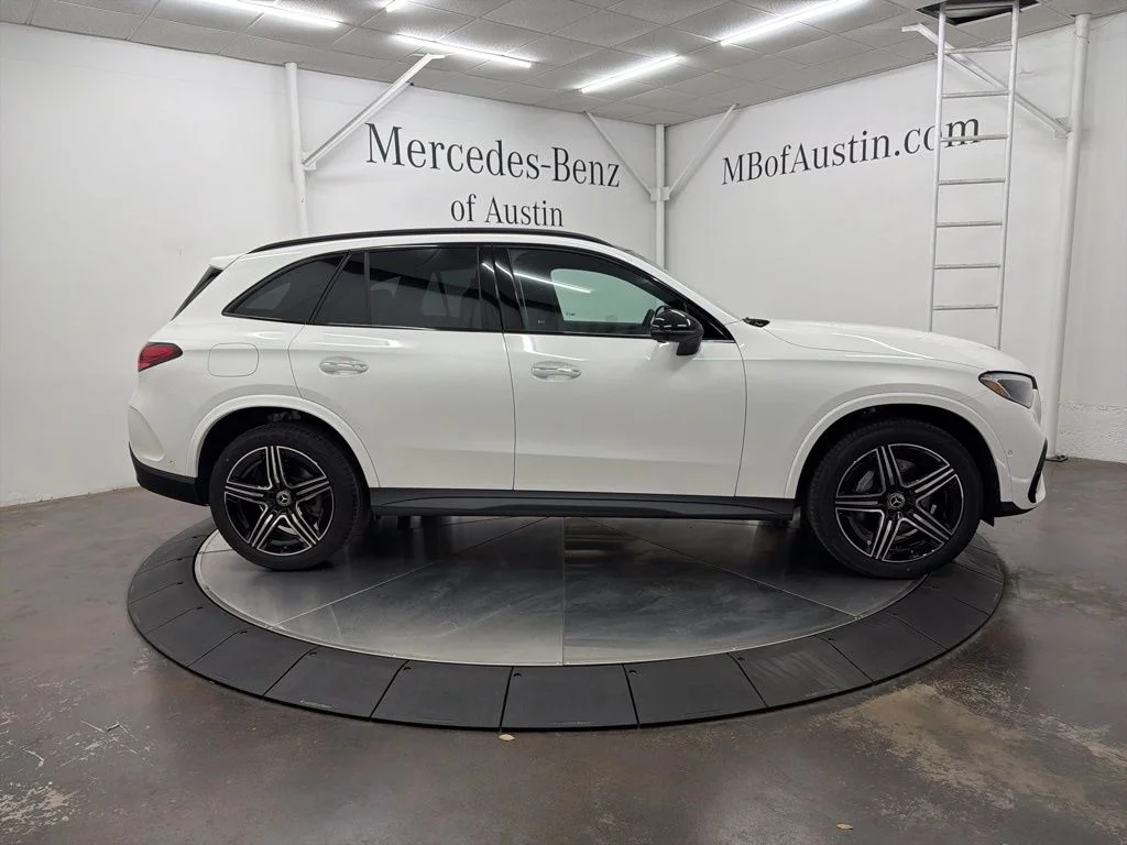 Used 2026 White Mercedes-Benz GLC 300 image 8