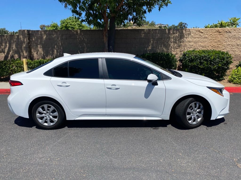 Used 2025 White Toyota LE image 8