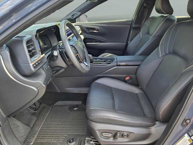 2025 Toyota Crown Signia Limited - Photo 22