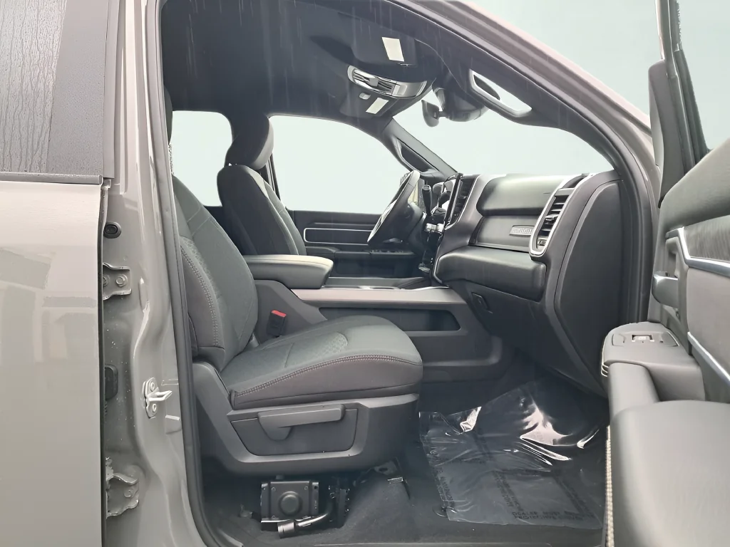 2026 RAM 2500 Big Horn - Photo 16