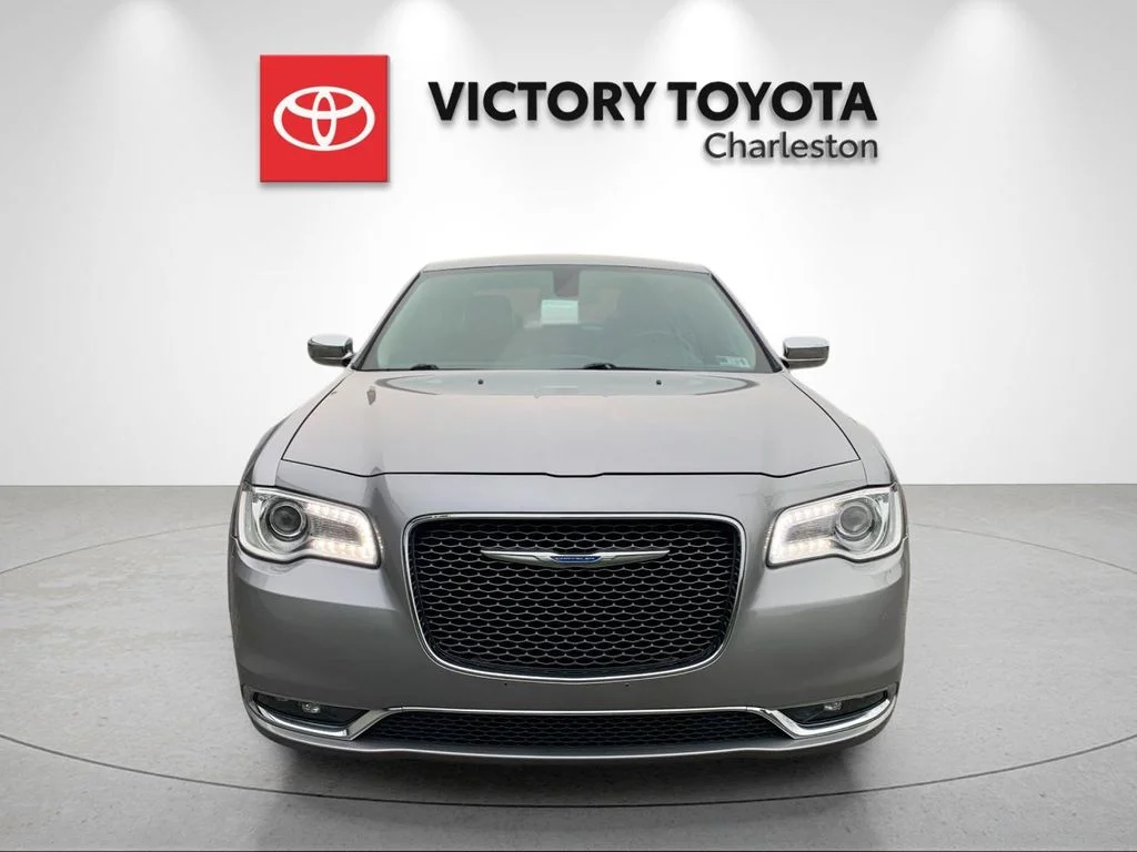 Used 2017 Silver Chrysler C image 8