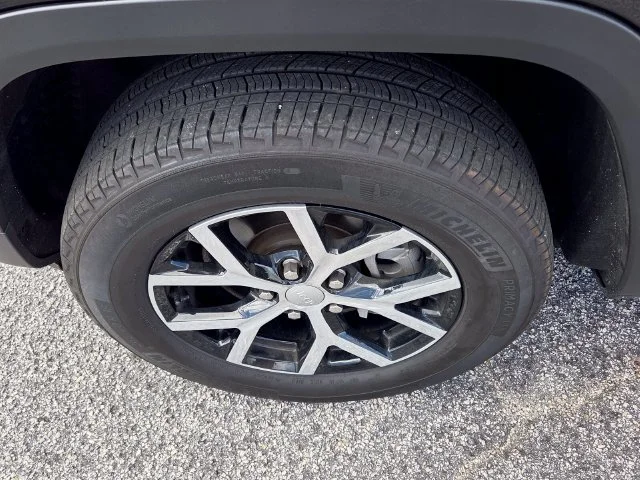 Used 2024 Black Jeep Limited image 21