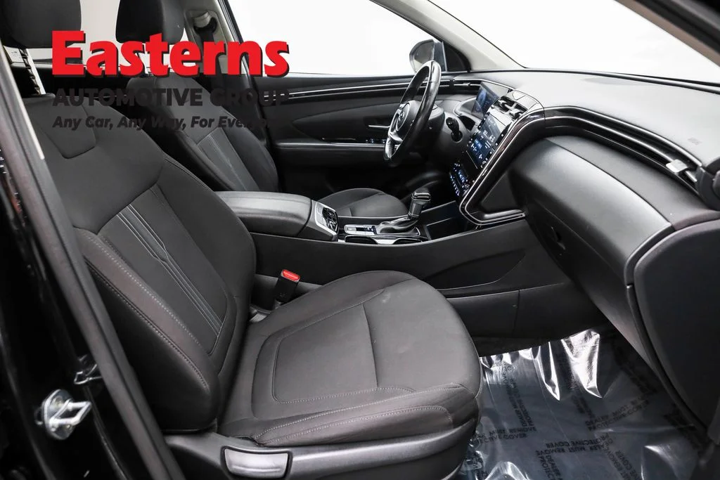 Used 2022 Black Hyundai SEL image 24