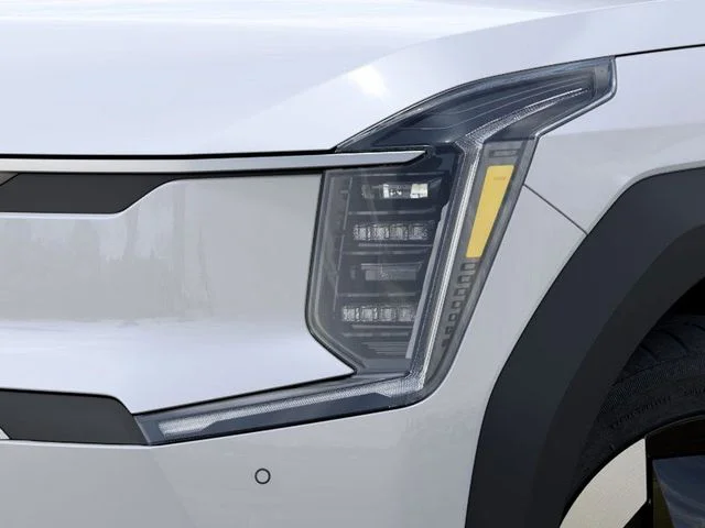 New 2024 White Kia Wind image 11