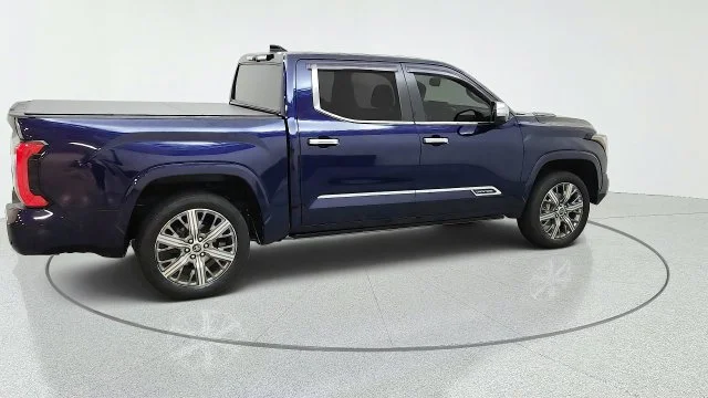 Used 2022  Toyota Capstone image 12