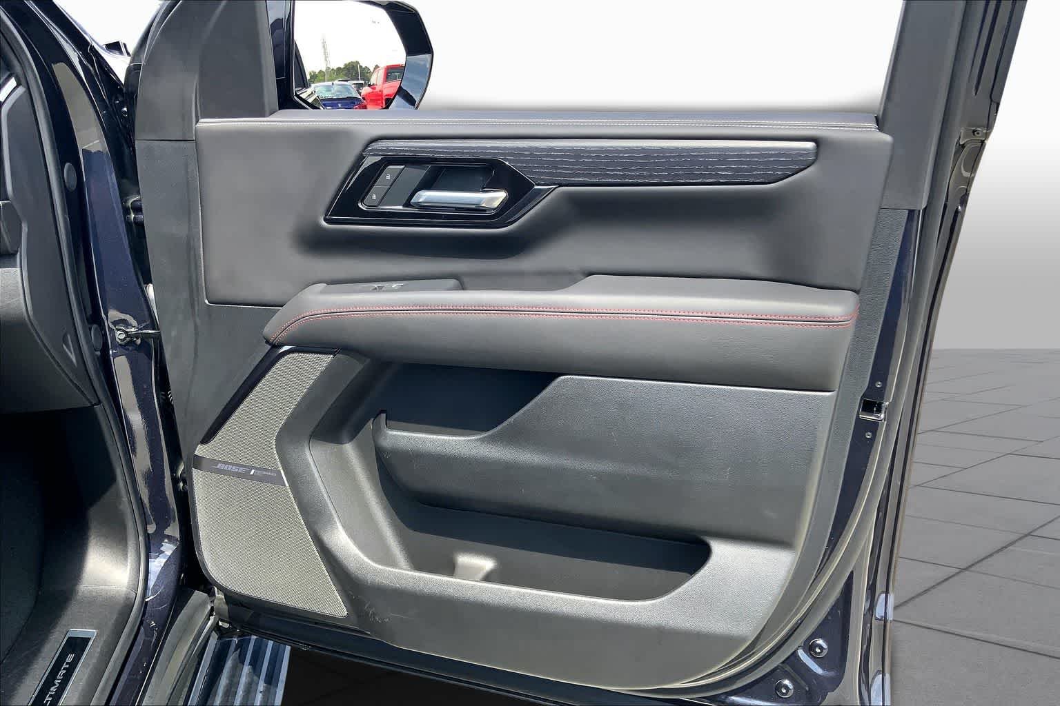 Used 2025 Titanium Rush Metallic GMC AT4 Ultimate image 26