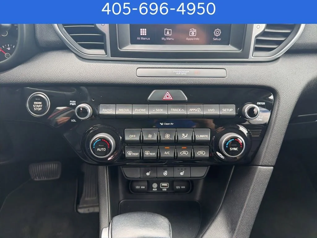 Pre-Owned 2019 Kia Sportage EX