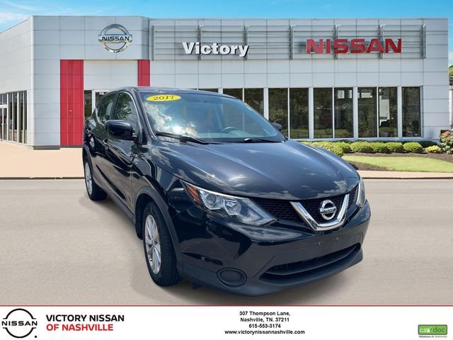 2017 Nissan Rogue Sport S AWD's photo