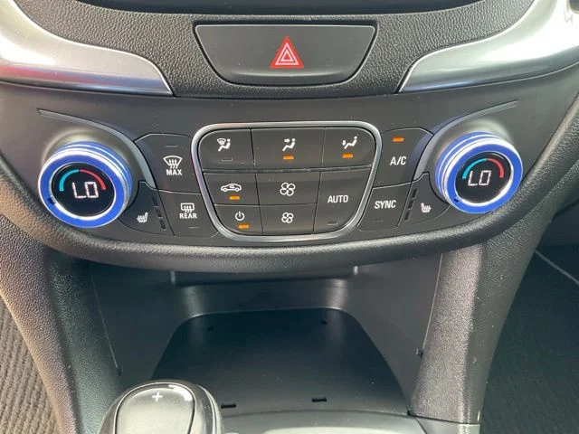 Used 2021 White Chevrolet LT image 22