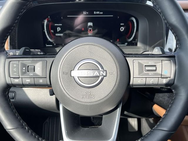 Used 2025 Gray Nissan Platinum image 15