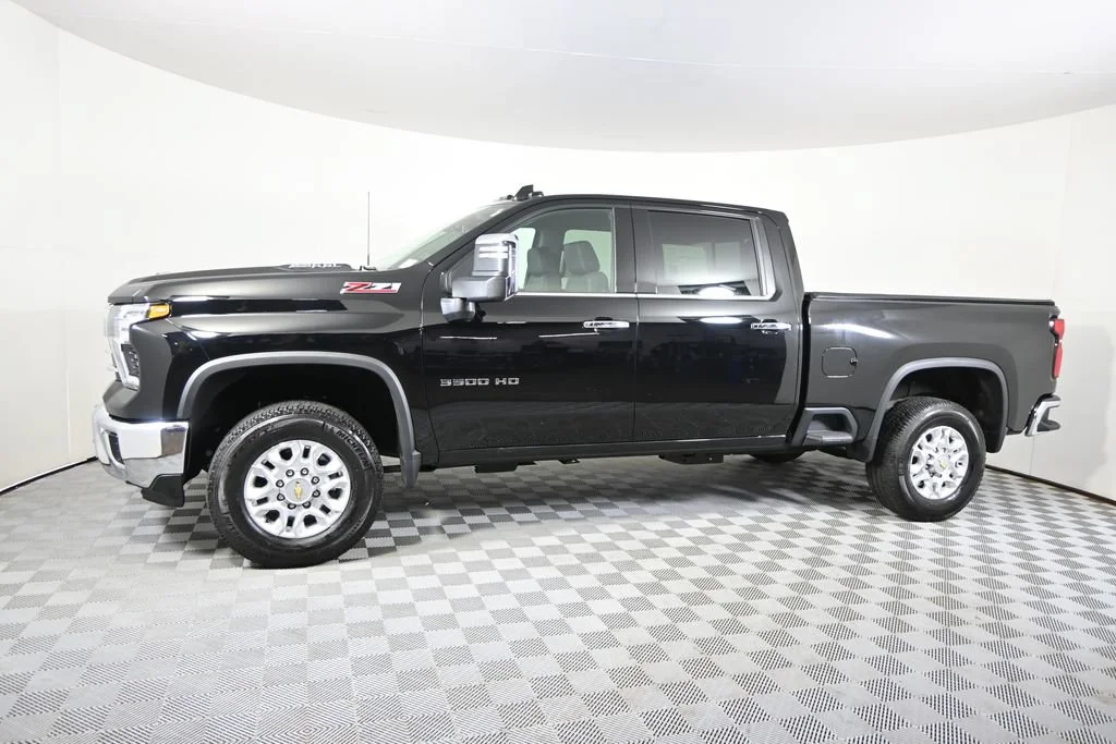 Used 2025 Chevrolet Silverado 3500HD LTZ with VIN 2GC4KUE75S1137449 for sale in Forest Lake, Minnesota