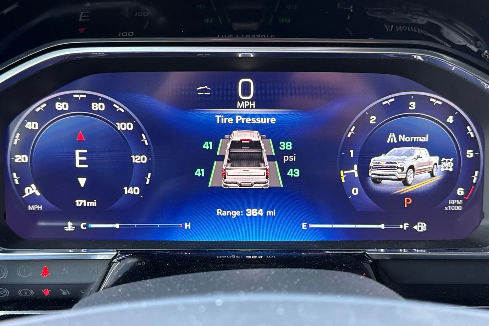 2026 Chevrolet Silverado 1500 LT view 22